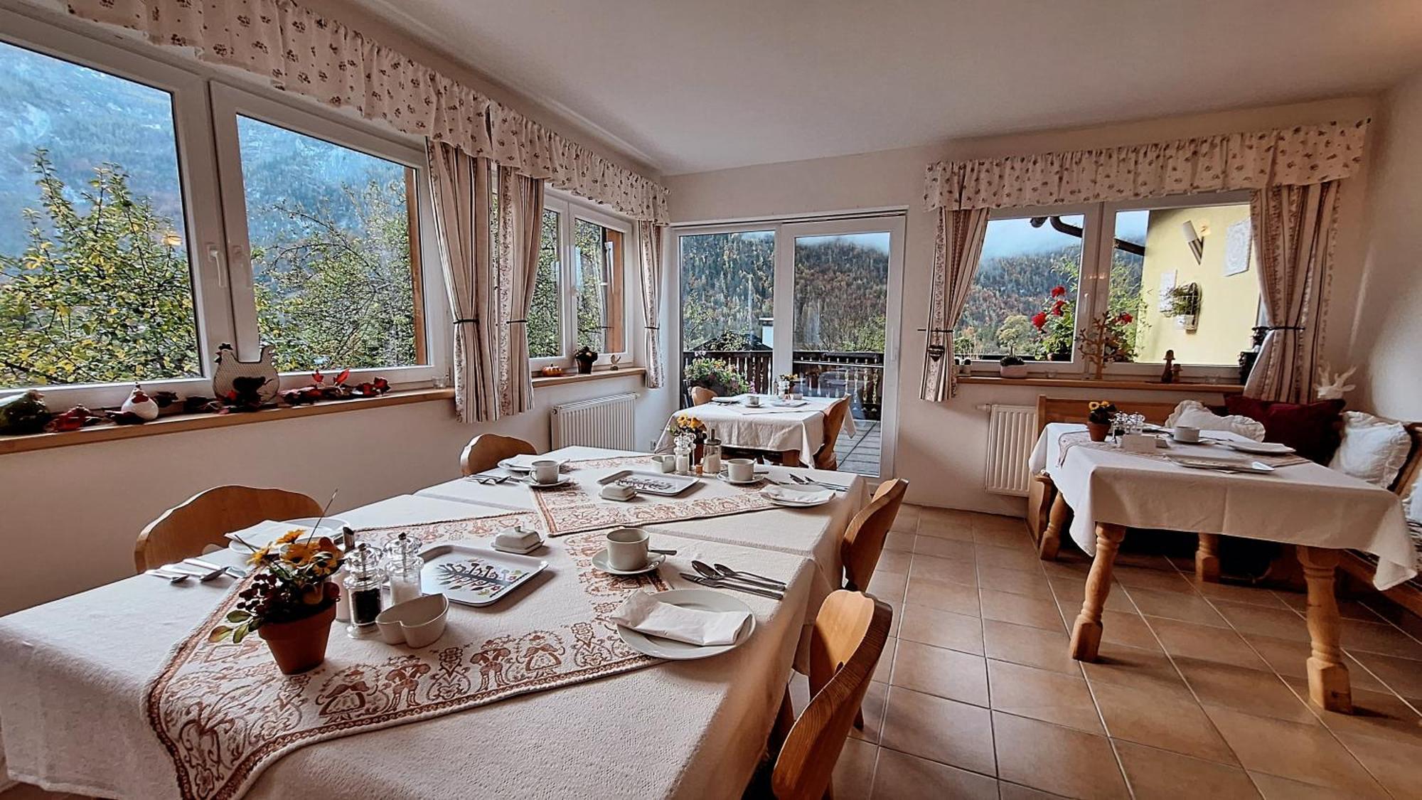 Haus Hepi Hotel Obertraun Buitenkant foto
