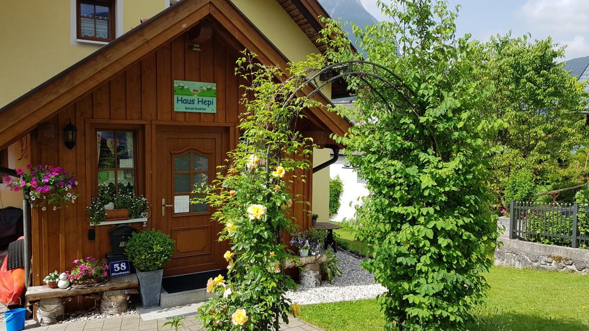 Haus Hepi Hotel Obertraun Buitenkant foto