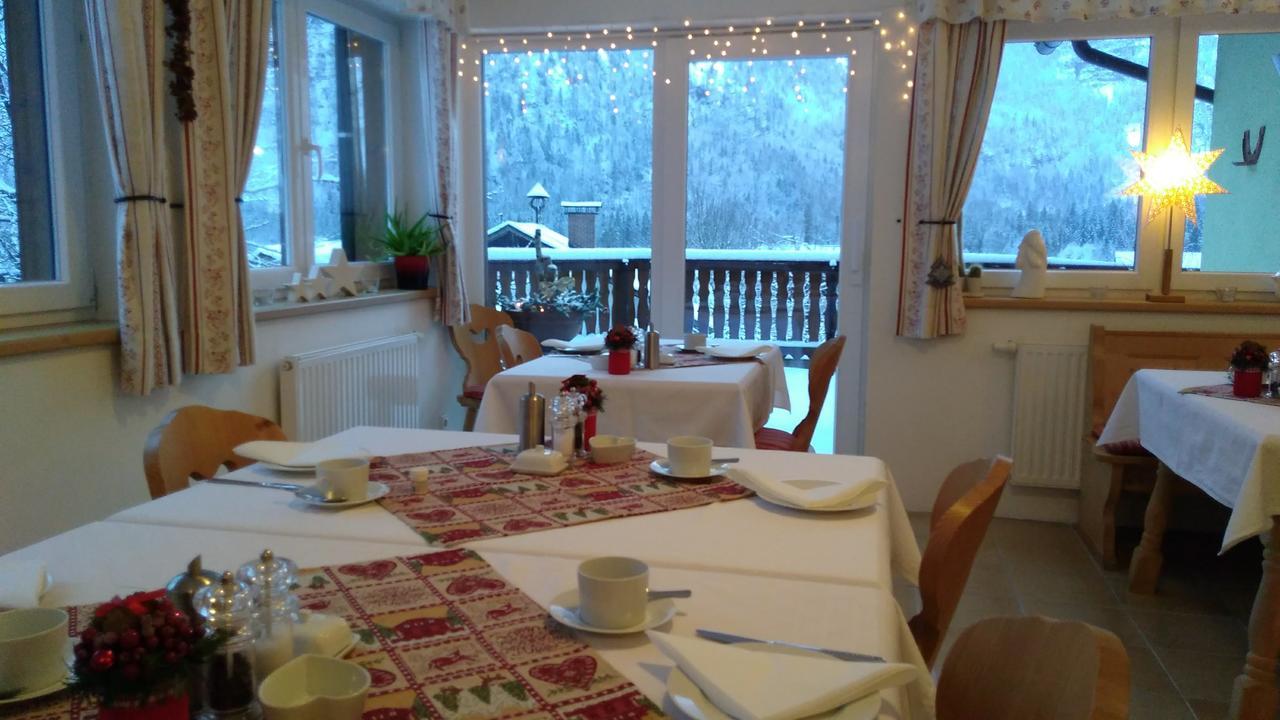 Haus Hepi Hotel Obertraun Buitenkant foto